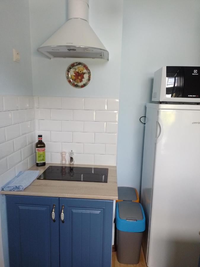 House, Garden & Sauna. Free Parking. Train Stop-200 M. Sea-1 Km. Jurmala Ngoại thất bức ảnh