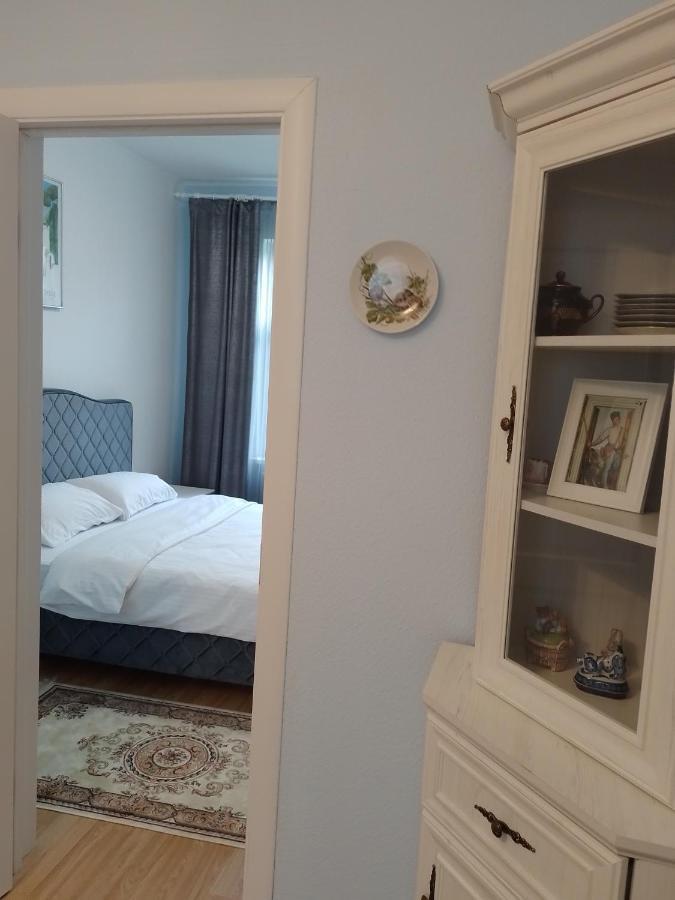 House, Garden & Sauna. Free Parking. Train Stop-200 M. Sea-1 Km. Jurmala Ngoại thất bức ảnh
