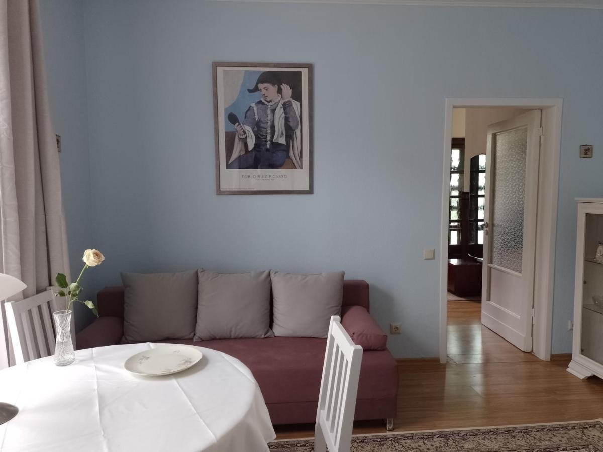 House, Garden & Sauna. Free Parking. Train Stop-200 M. Sea-1 Km. Jurmala Ngoại thất bức ảnh